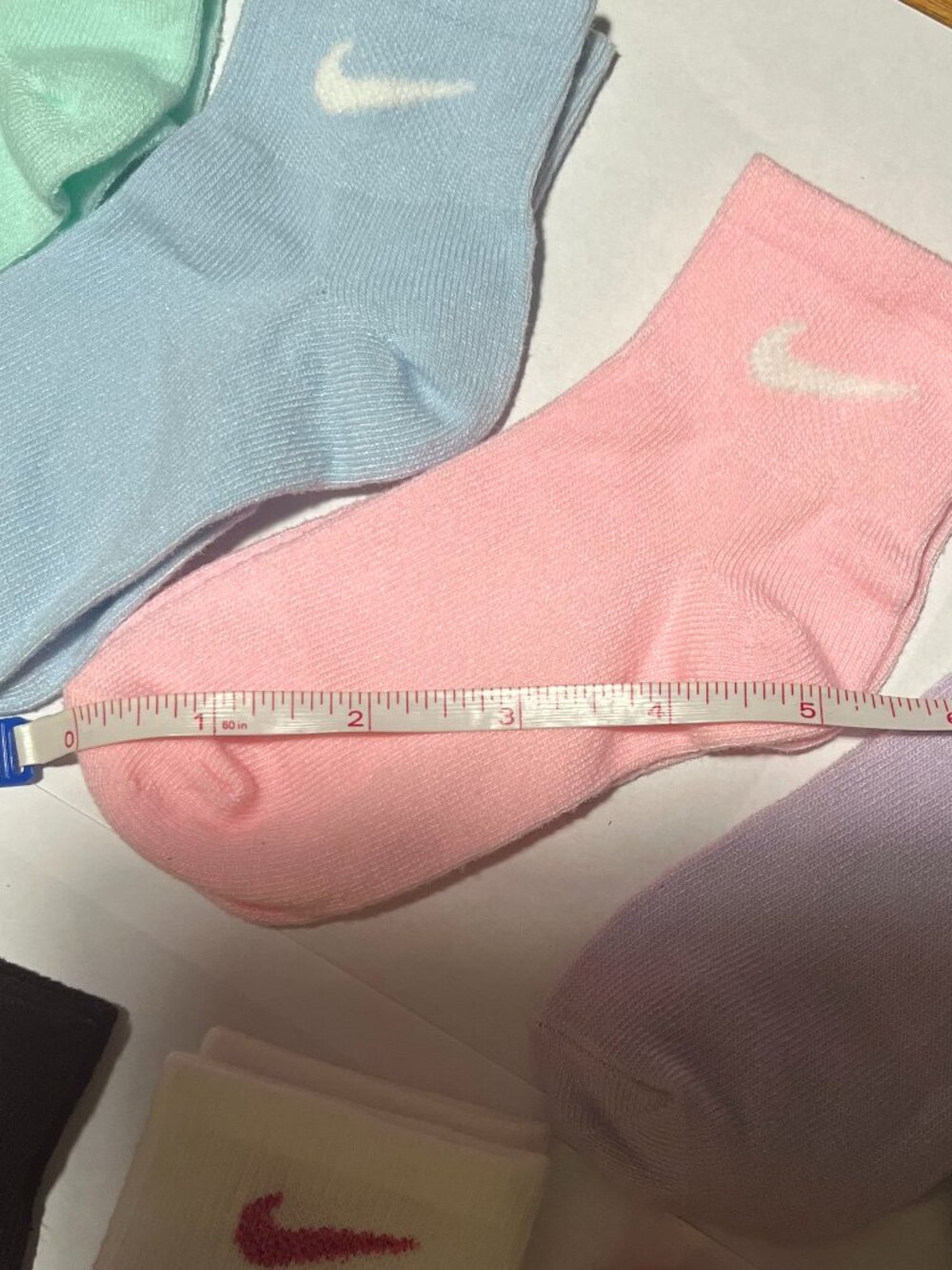 12 Pairs Kids Nike Socks, NWOT, size XS - Picture 4 of 6
